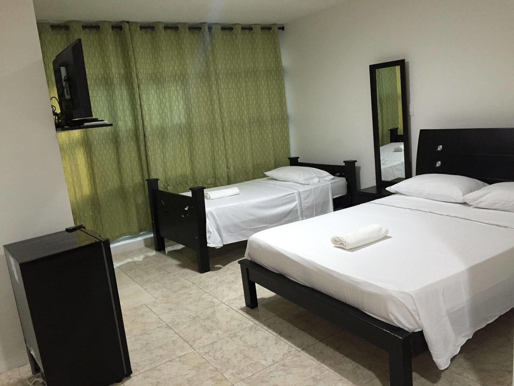 Hostal Central Beach San Andrés المظهر الخارجي الصورة