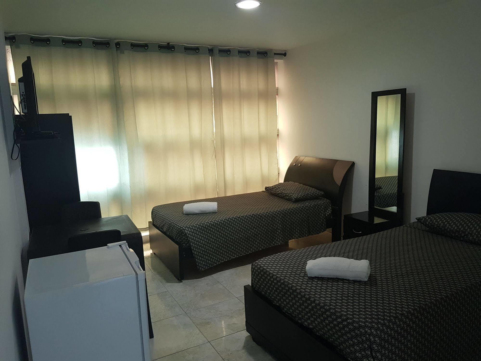 Hostal Central Beach San Andrés المظهر الخارجي الصورة