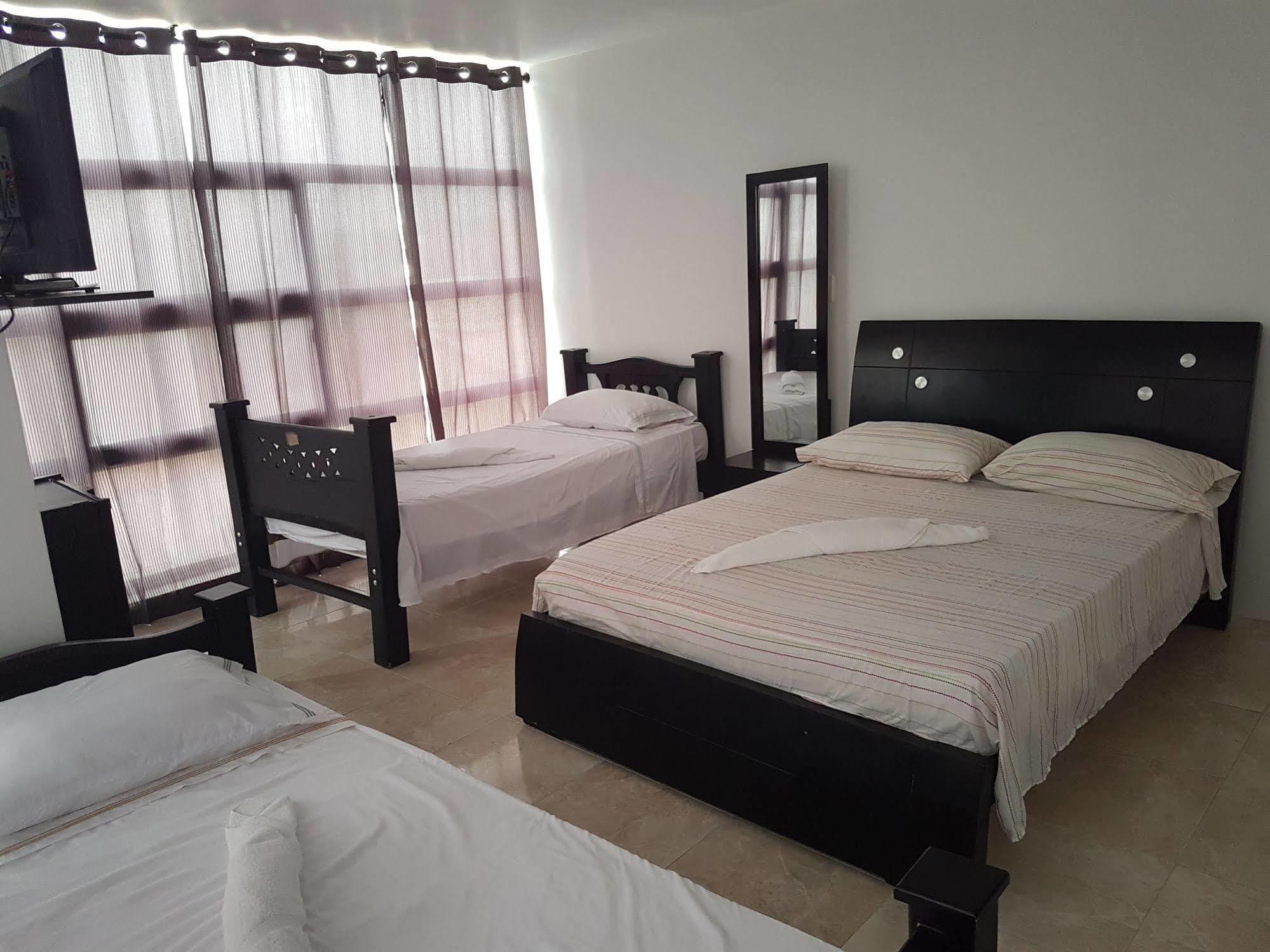 Hostal Central Beach San Andrés المظهر الخارجي الصورة
