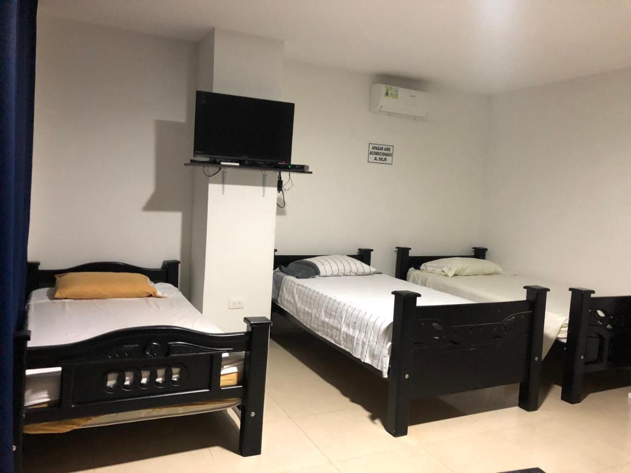 Hostal Central Beach San Andrés المظهر الخارجي الصورة