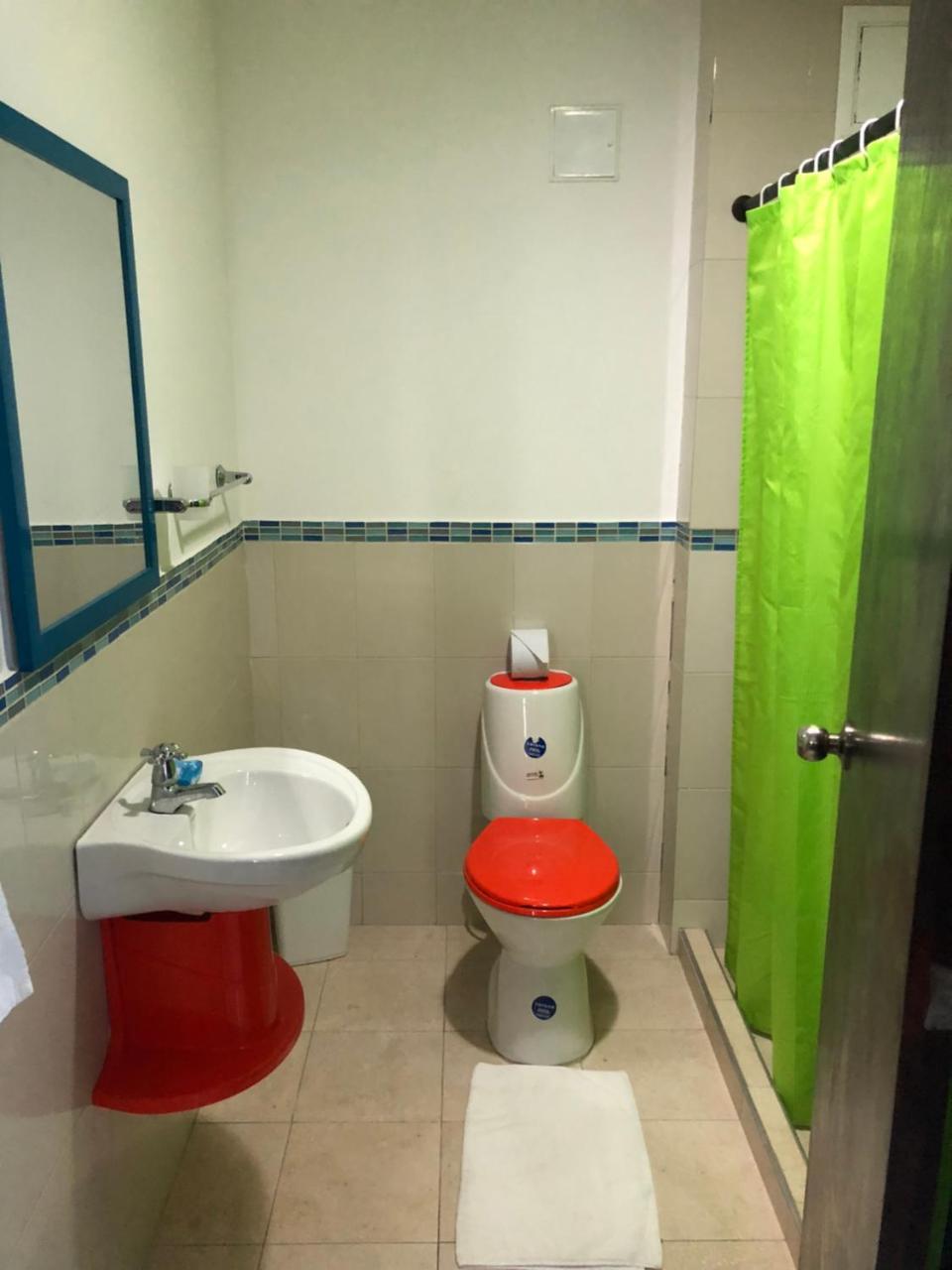 Hostal Central Beach San Andrés المظهر الخارجي الصورة