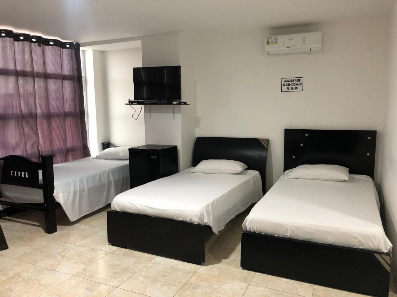 Hostal Central Beach San Andrés المظهر الخارجي الصورة